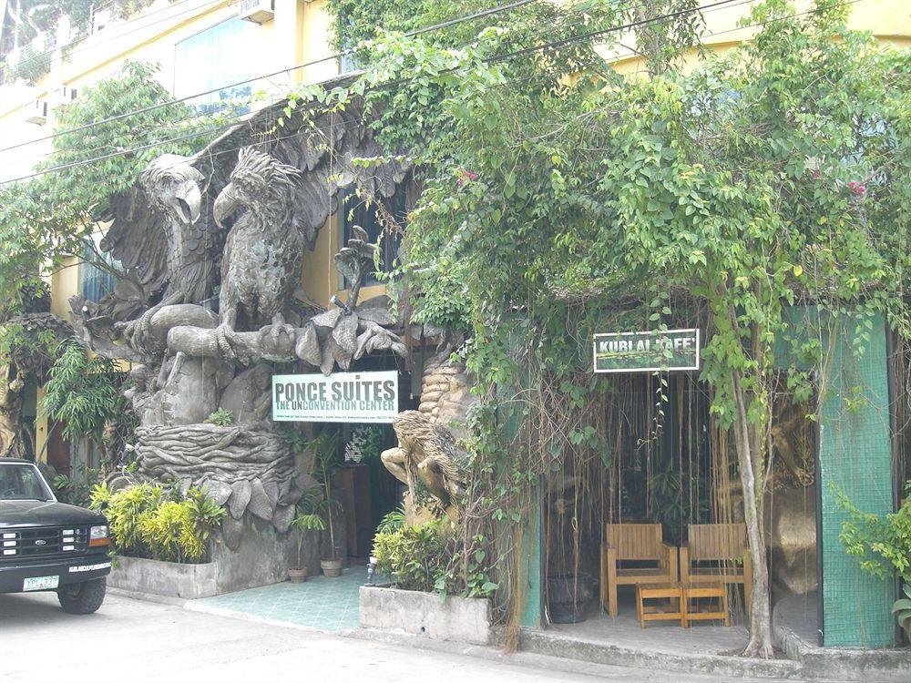 Oyo 200 Ponce Suites Art Hotel Davao ภายนอก รูปภาพ