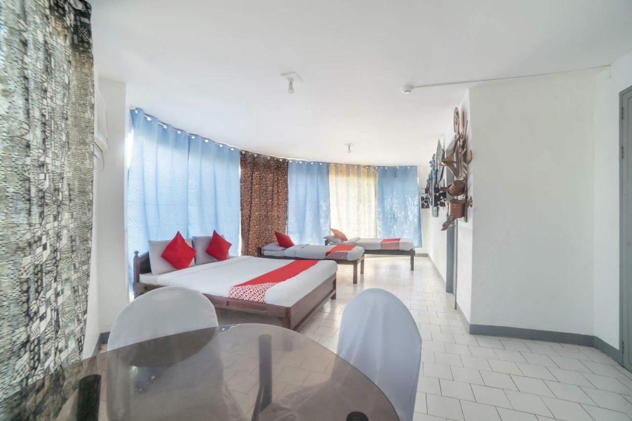 Oyo 200 Ponce Suites Art Hotel Davao ภายนอก รูปภาพ