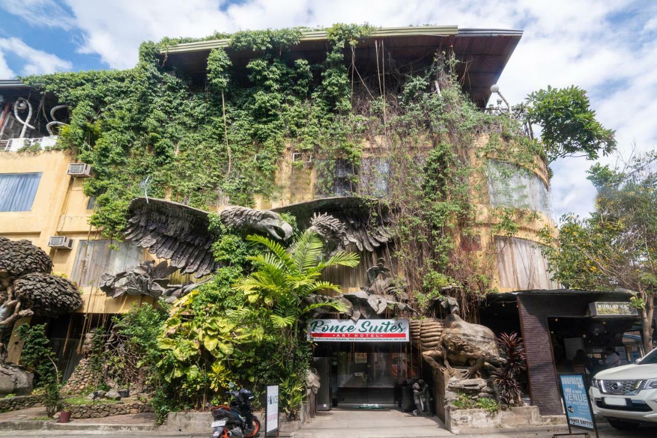 Oyo 200 Ponce Suites Art Hotel Davao ภายนอก รูปภาพ