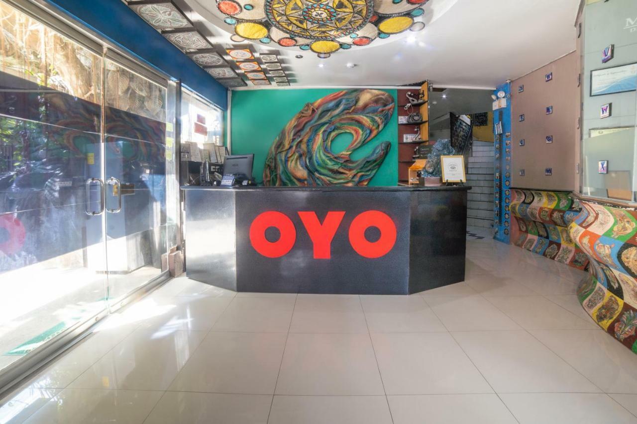 Oyo 200 Ponce Suites Art Hotel Davao ภายนอก รูปภาพ