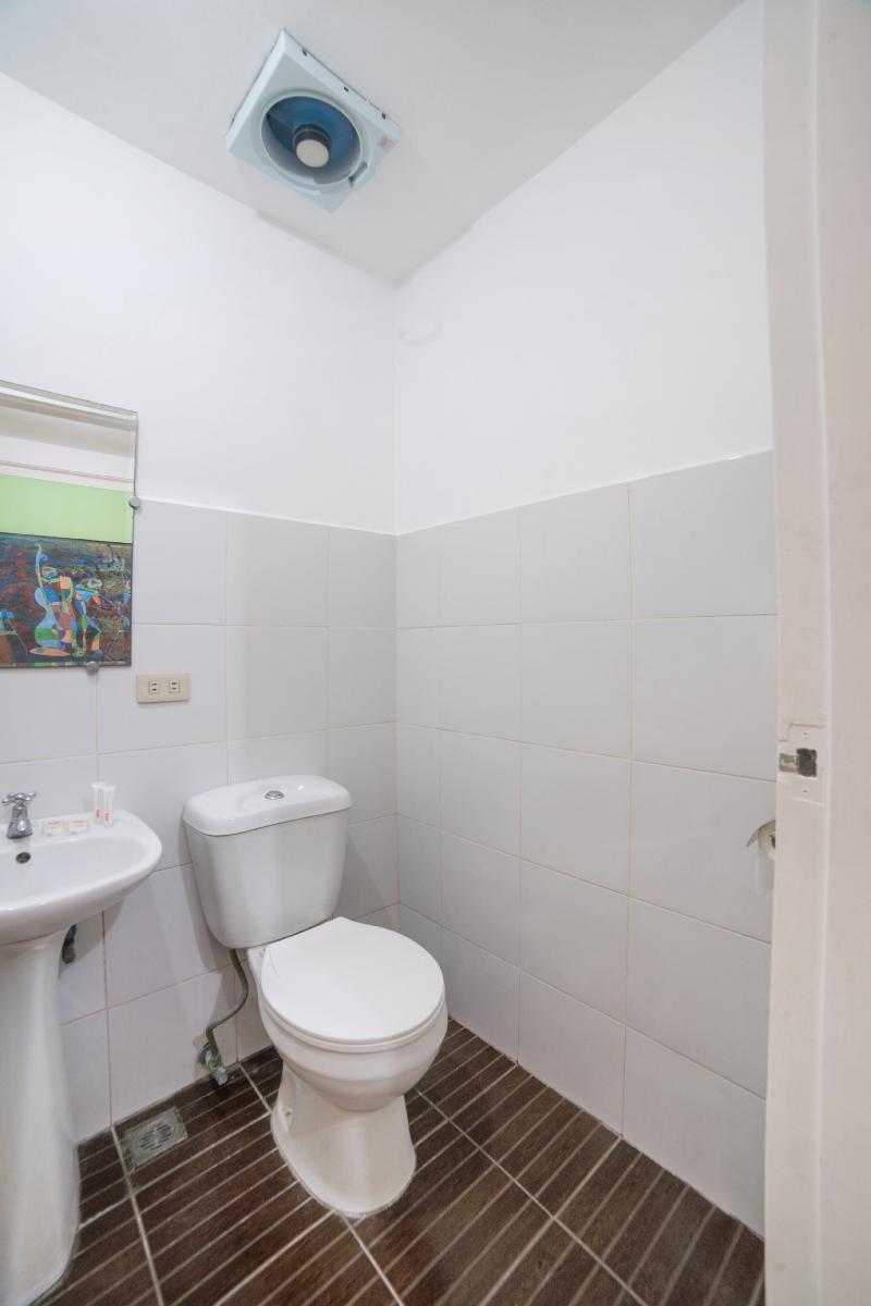 Oyo 200 Ponce Suites Art Hotel Davao ภายนอก รูปภาพ
